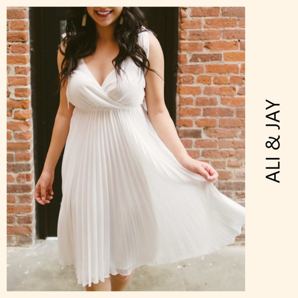 ALI & JAY Left Bank Midi pleated dress, size XS